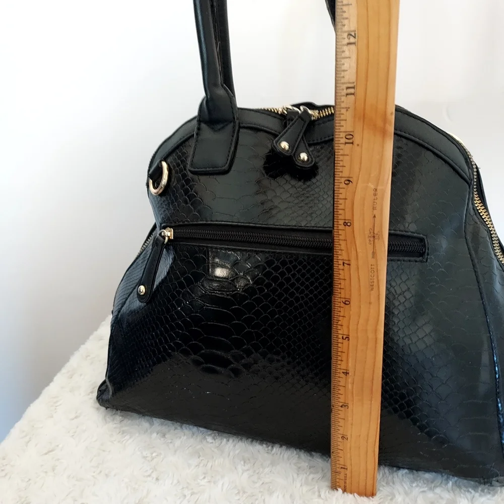Large Black Tote Purse Bag with faux snake details satin lining - Picture 7 of 16